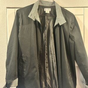 Women’s lightweight Black Jacket with Checkered Collar
